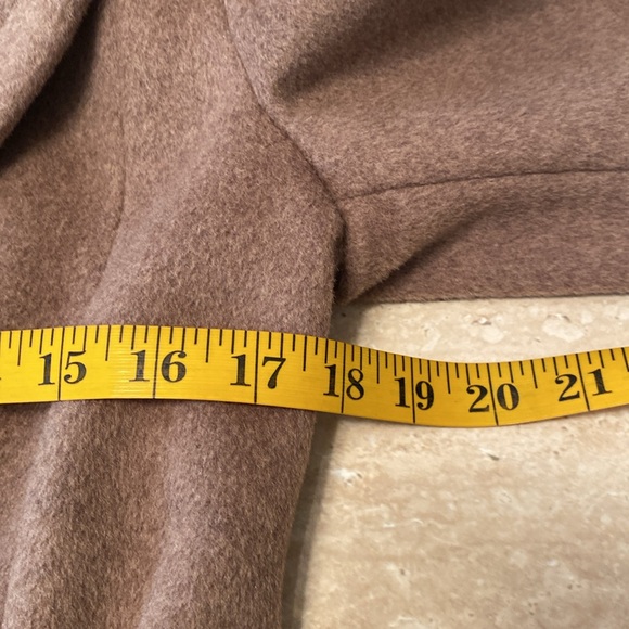 NWOT, Calvin Klein maxi coat, brown/taupe color,see measurements and photos - Picture 14 of 15